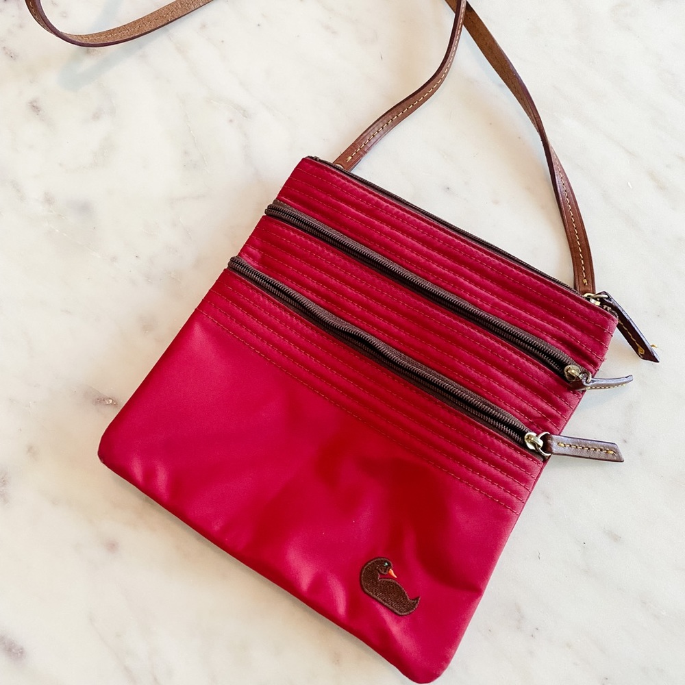 Dooney & Bourke - Crossbody Purse